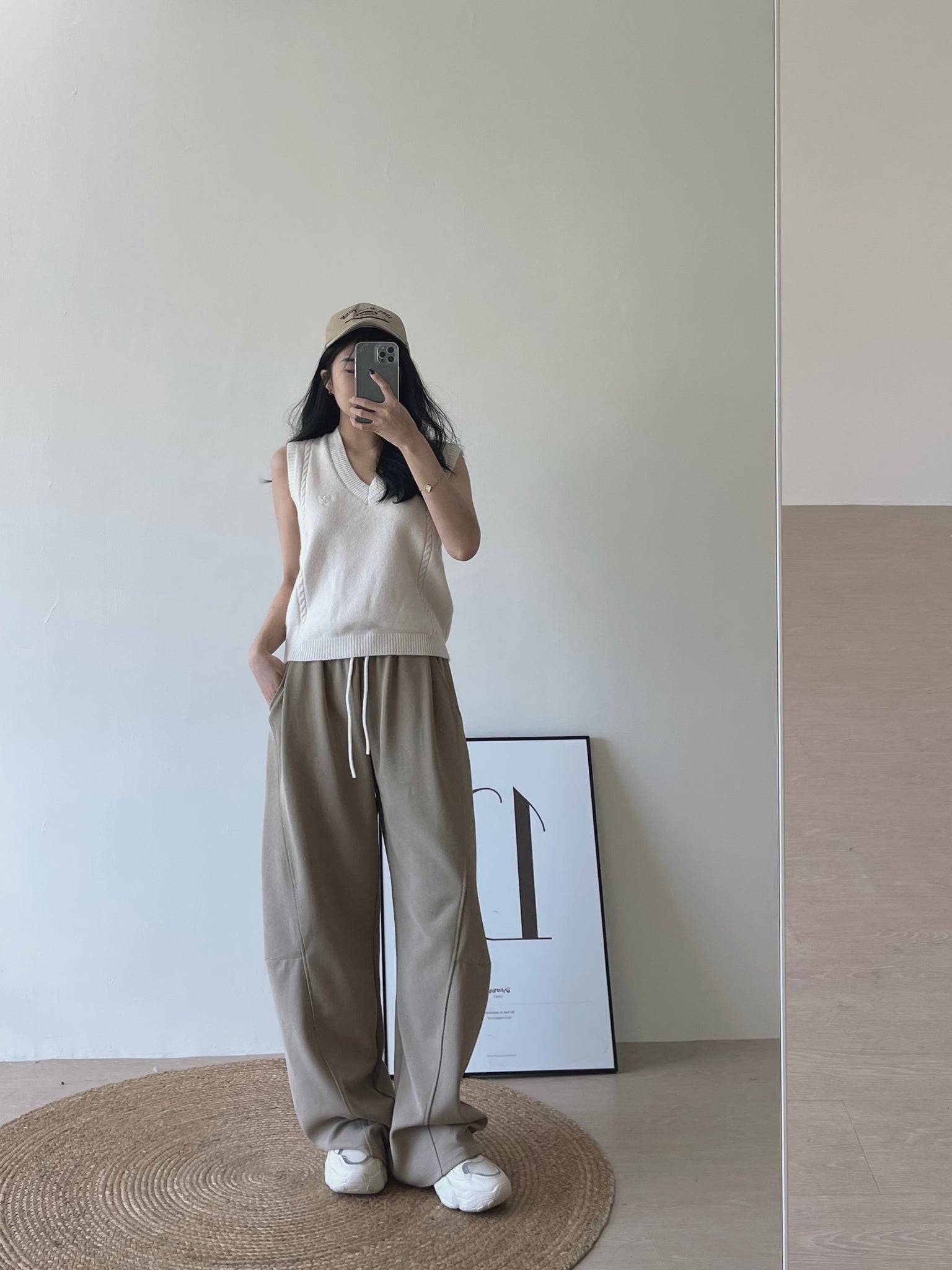 Spliced Waist Lounge Pants / 慵懒撞色拼接弯刀裤