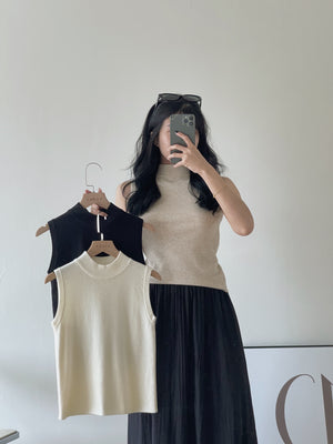 Knit Turtleneck Sleeveless Top / 半高领打底针织背心