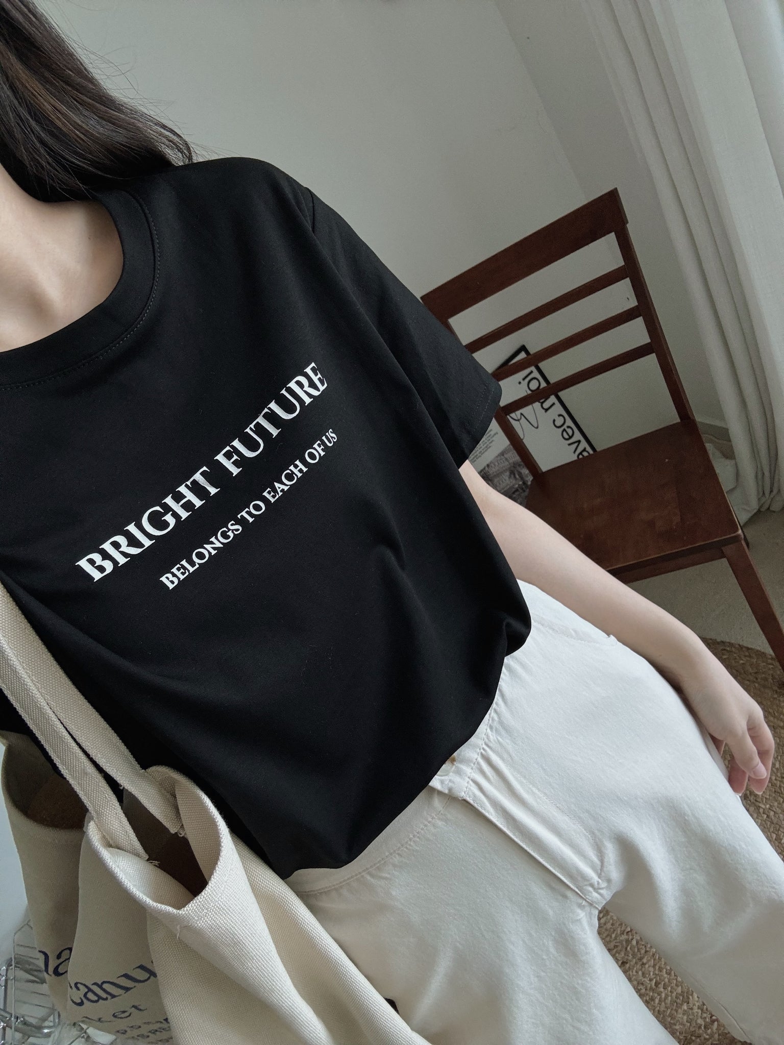 Simple Letters Tee / 简约字母T恤