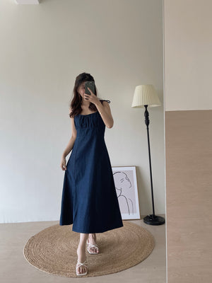 Evra Spaghetti Midi Dress / 复古甜美收腹中长裙