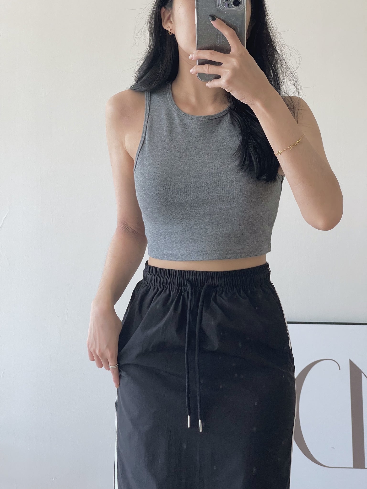 Basic Plain Tank Top/ 基础显瘦露腰背心