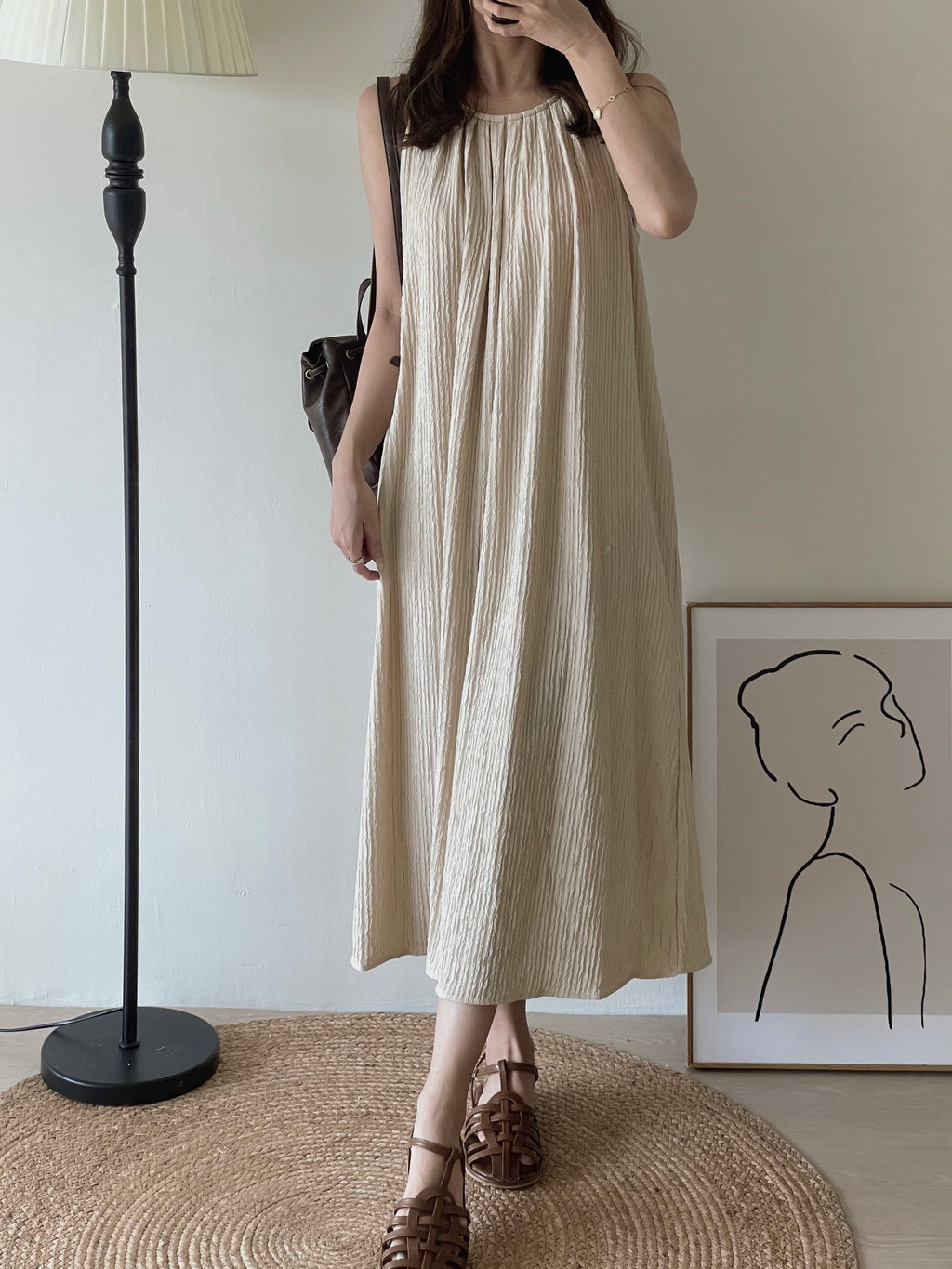 Alovie Crumpled Dress / 垂直宽松压褶度假裙