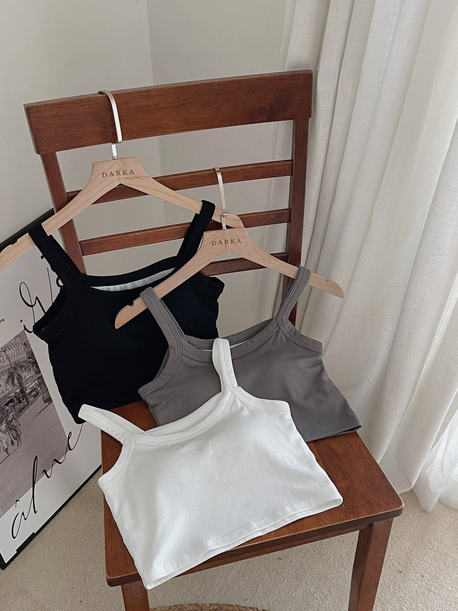 Crop Padded Camisole / 露脐胸垫吊带