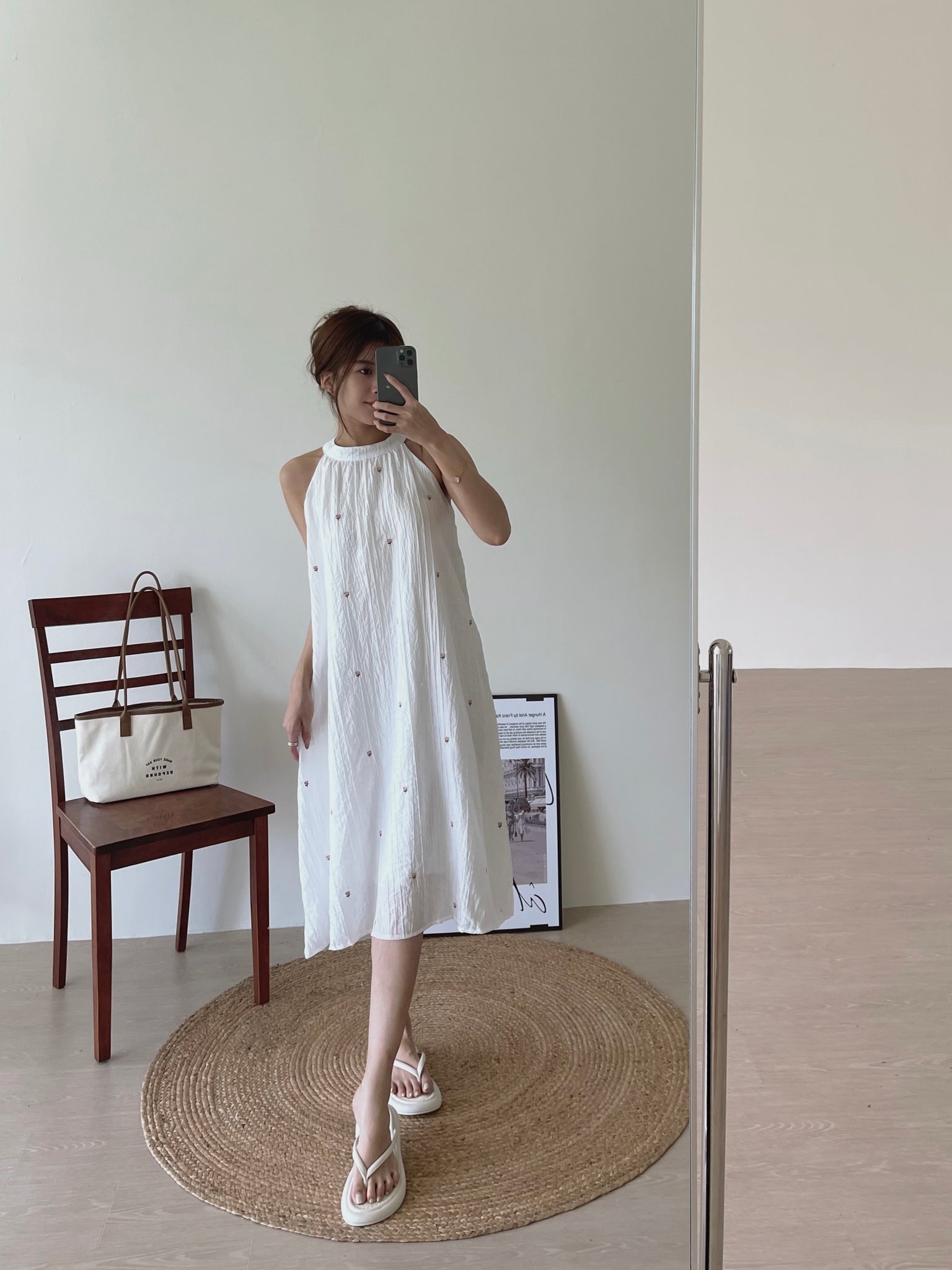 Brielle Embroidered Dress / 小花刺绣挂脖裙