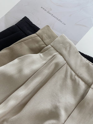 Colette Wide Leg Pants / 超遮肉阔腿柔软短裤 - Khaki